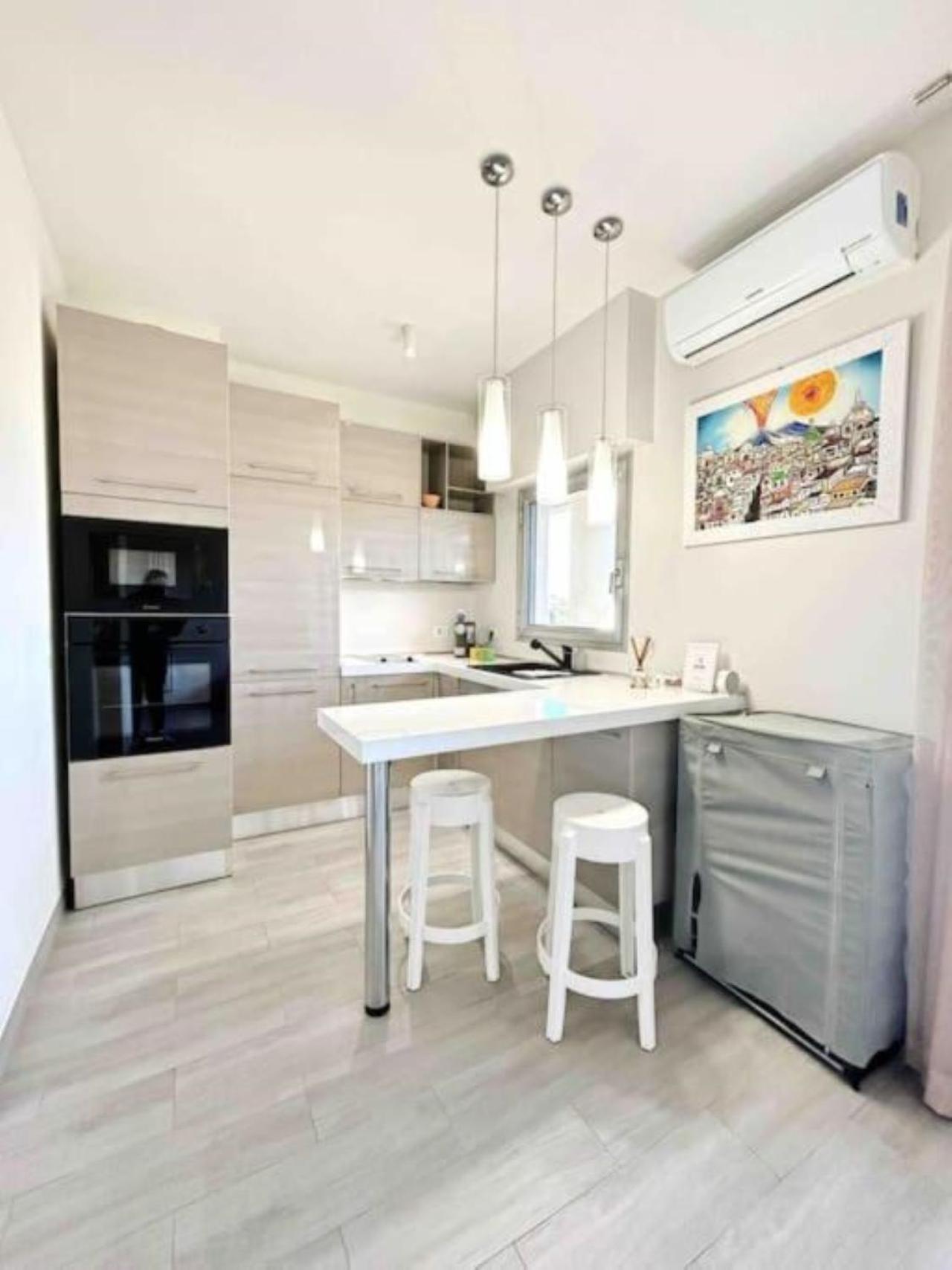 Il Gioiello : Apt 2 Pers, Clim, Piscine, Parking 昂蒂布 外观 照片
