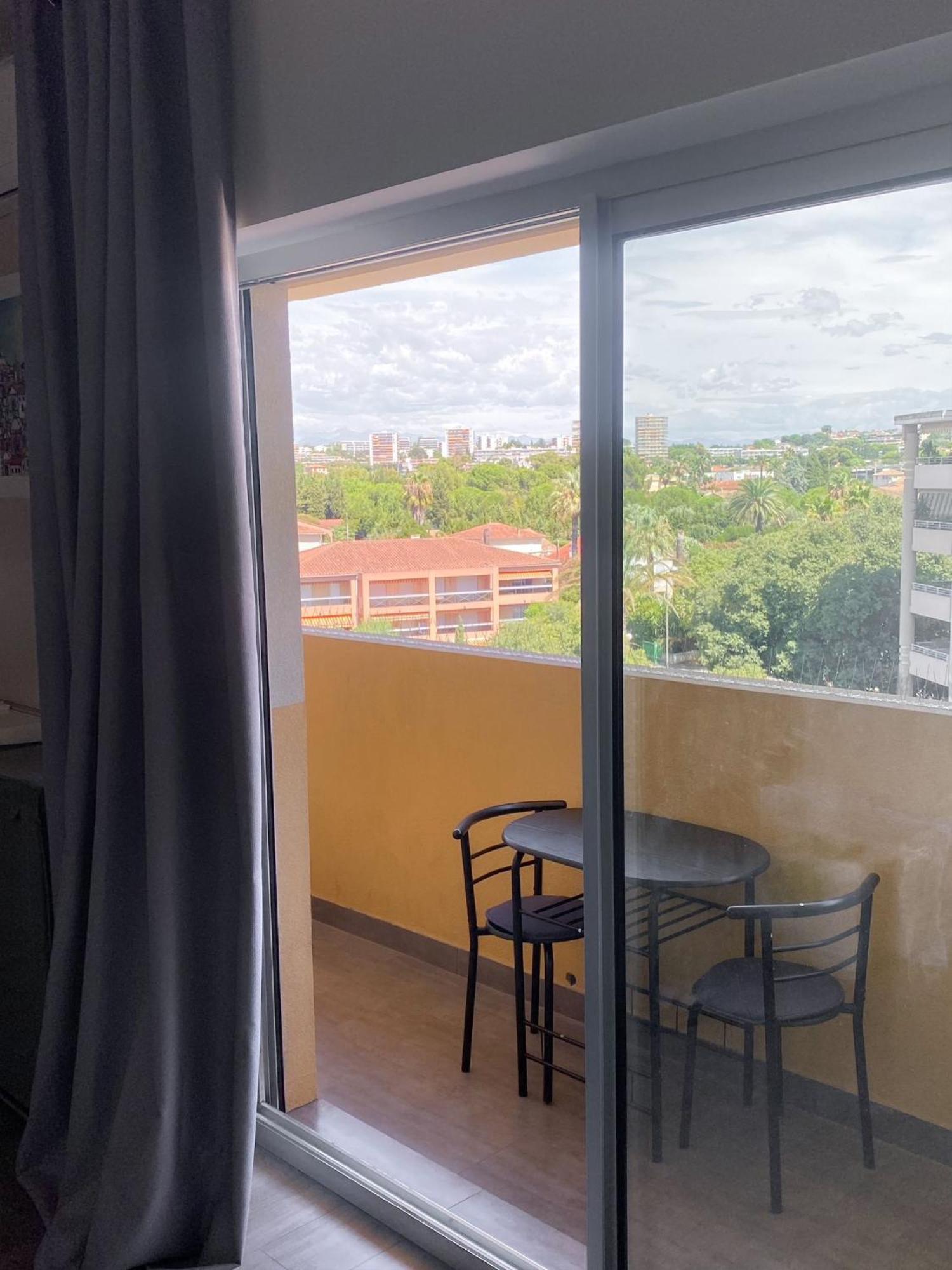 Il Gioiello : Apt 2 Pers, Clim, Piscine, Parking 昂蒂布 外观 照片